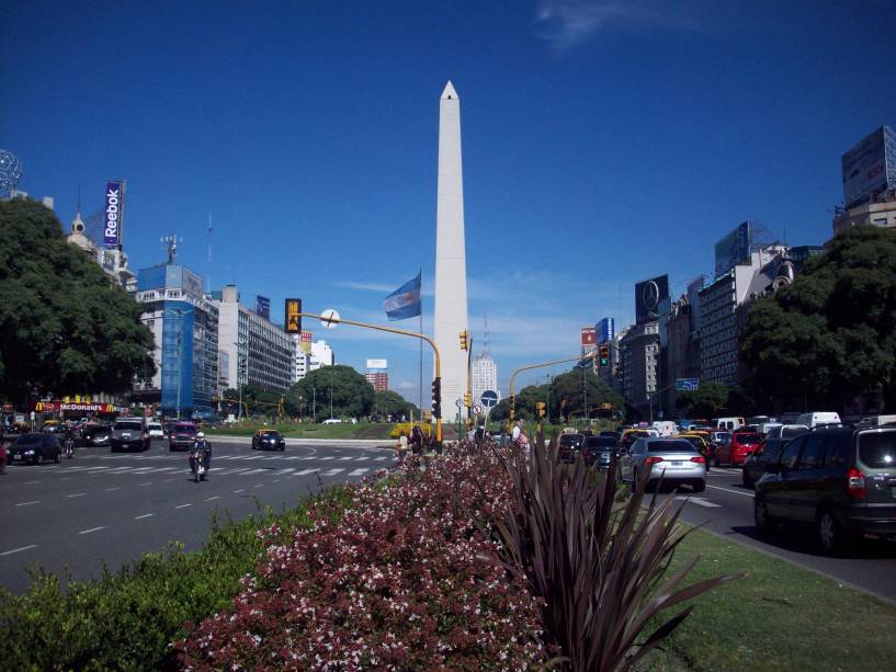 avenida 9 de julio em buenos aires argentina